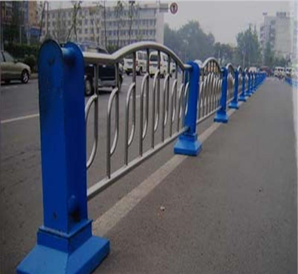 漯河不锈钢防撞栏杆生产制造工艺